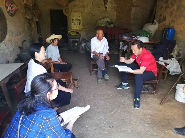 市民进赴江夏区舒安街开展脱贫攻坚民主监督调研活动1